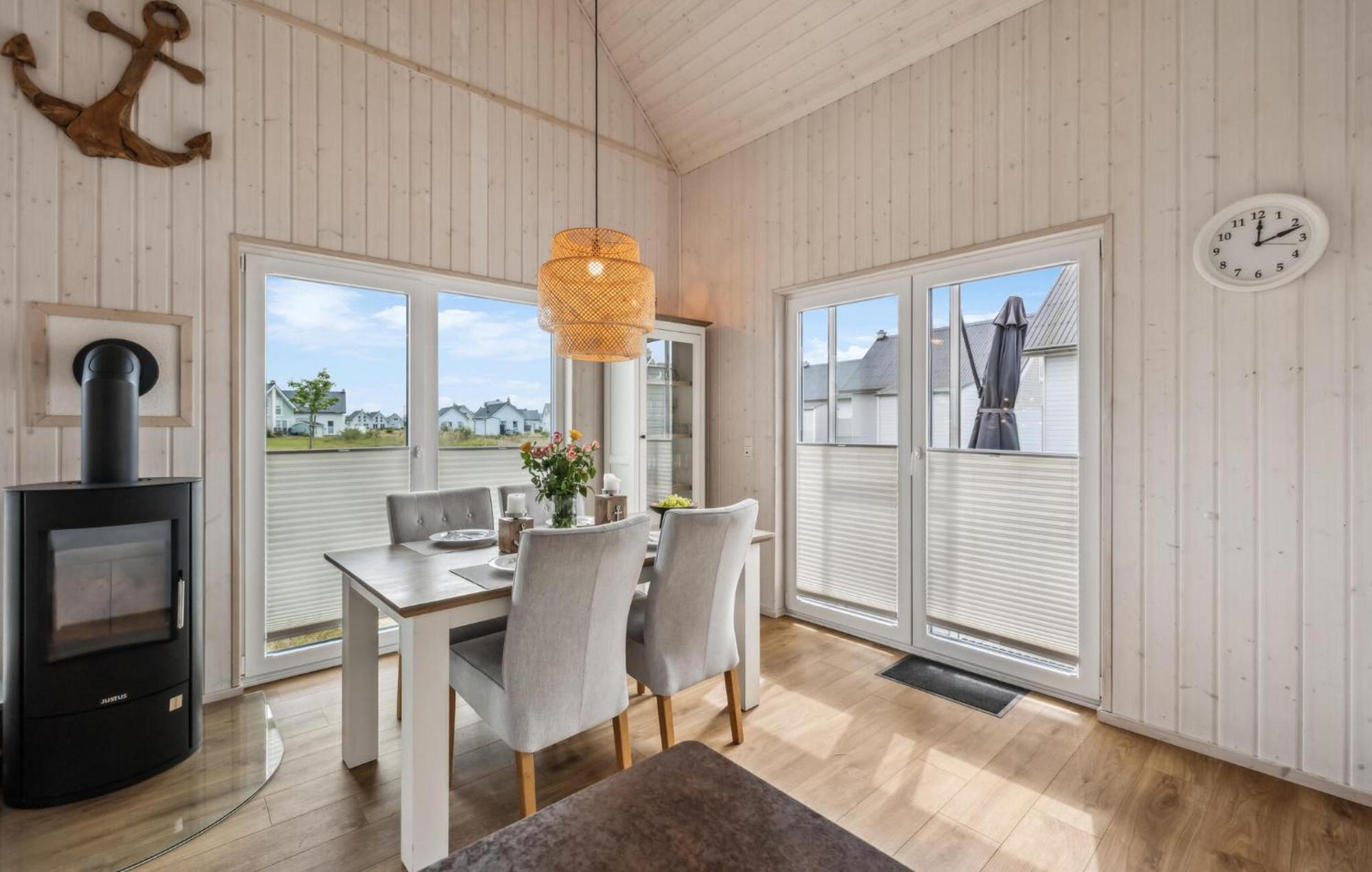 Awesome Home In Ostseeresort Olpenitz With Sauna Exteriér fotografie